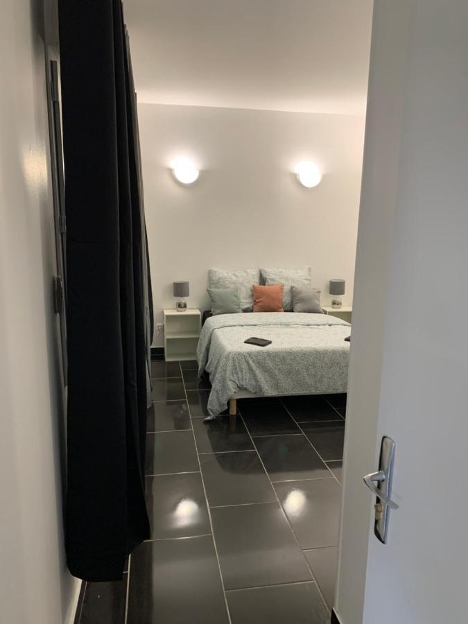 Villa Tenjin Chambre 1 Bondy Ngoại thất bức ảnh